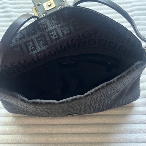 Vintage Fendi Purse - Picture 7 of 14
